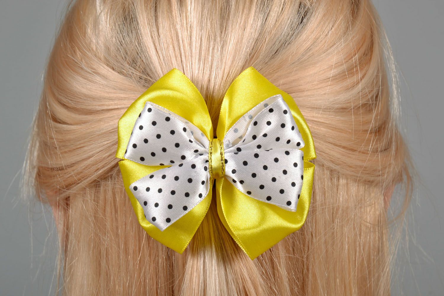 Handgemachte gelbe Haarspange foto 1