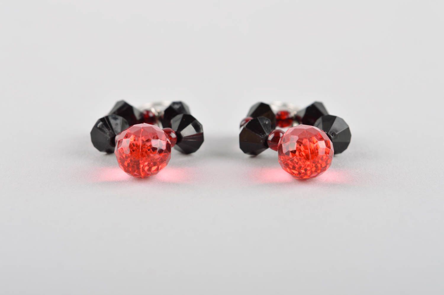 Черные с красным серьги ручной работы серьги с кристаллами модные серьги фото 4