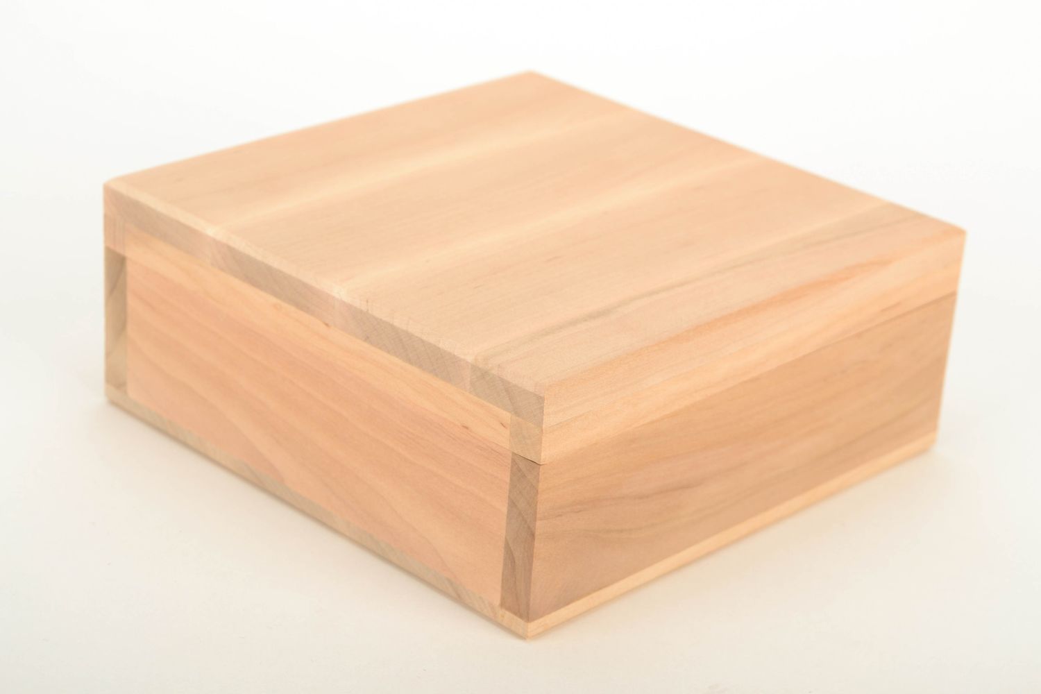 Wooden blank for decoupage Square jewelry box photo 1