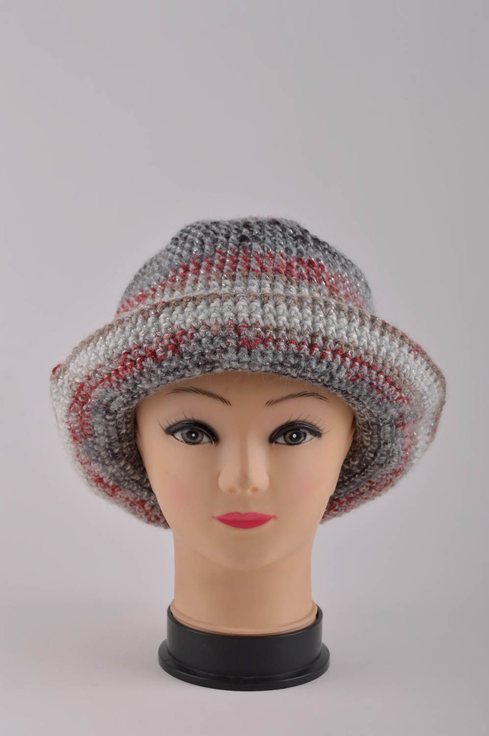 Вязаная шляпа ручной работы женский головной убор шерстяная шапка красивая фото 3