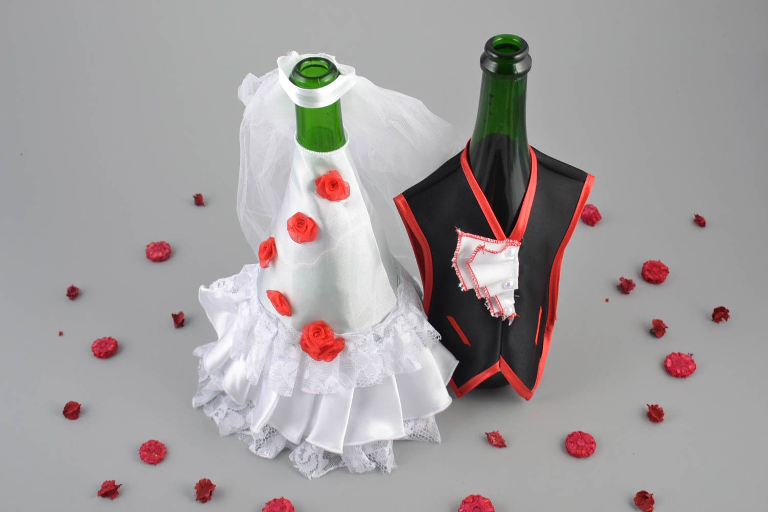 Handmade clothes bride and groom for champagne bottles made of satin and veiling photo 1