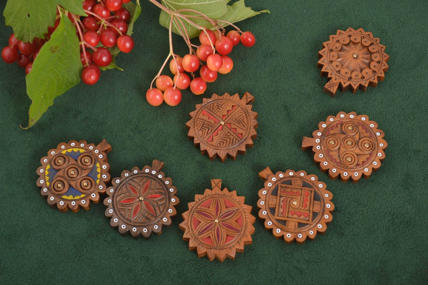 Handmade jewelry set wooden necklaces designer accessories wooden pendants photo 1