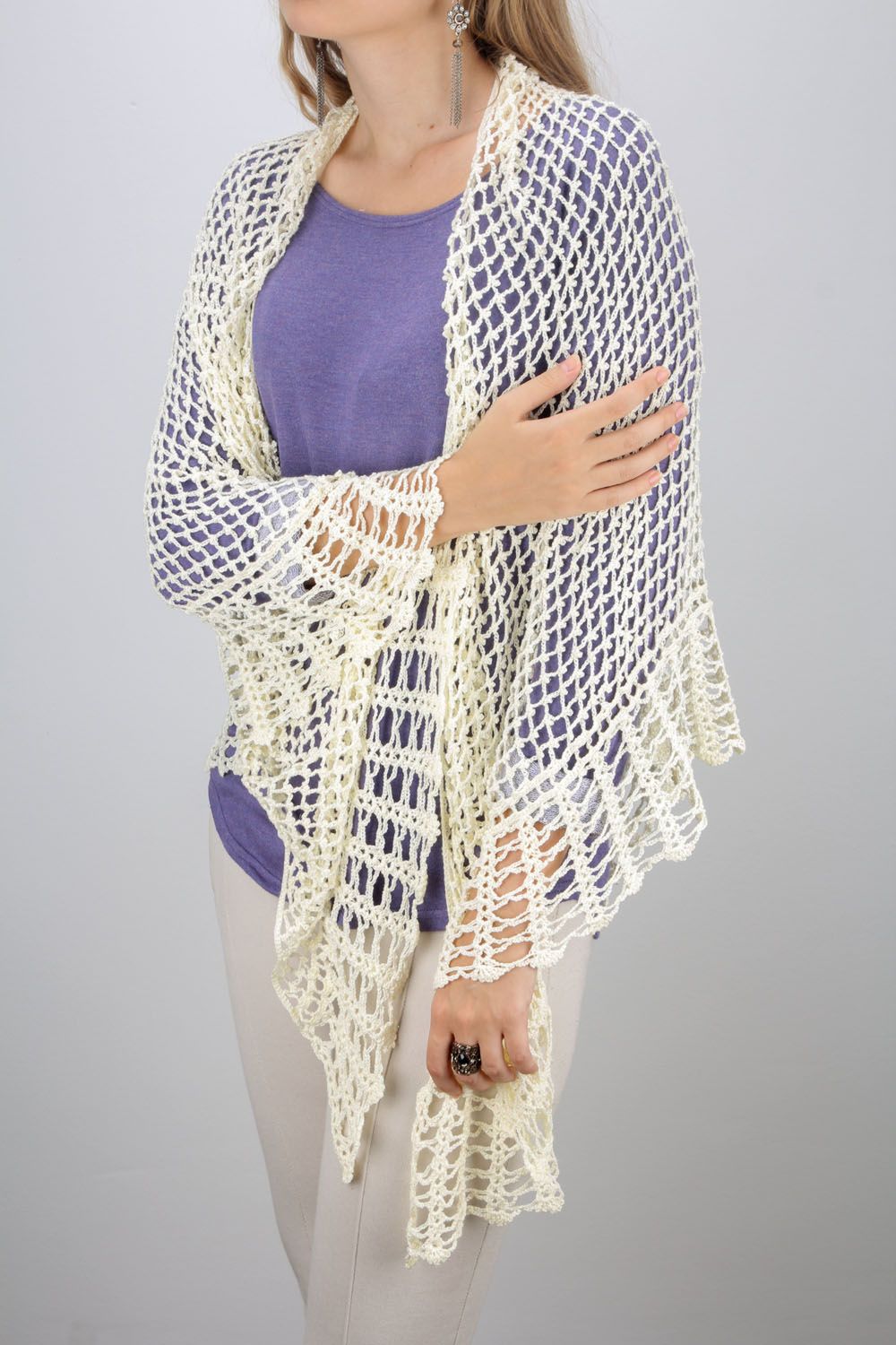 Châle tricoté fait main ajouré original clair accessoire chaud pour femme photo 1
