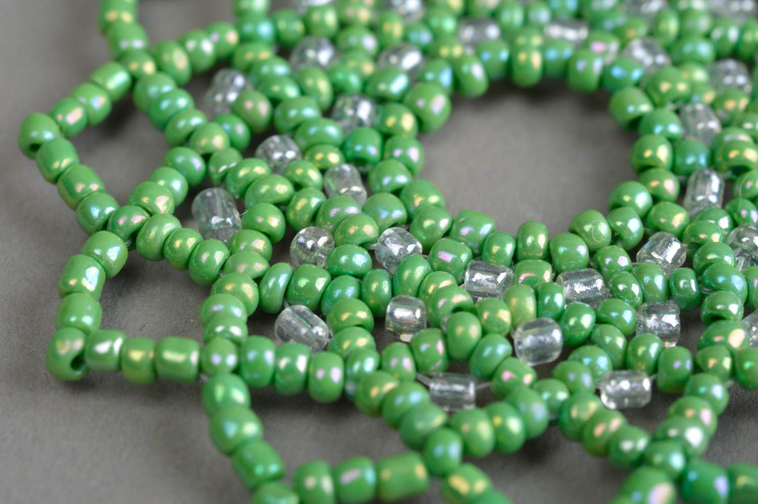 Boucles d'oreilles en perles de rocaille vertes ajourées faites main pour femme photo 5