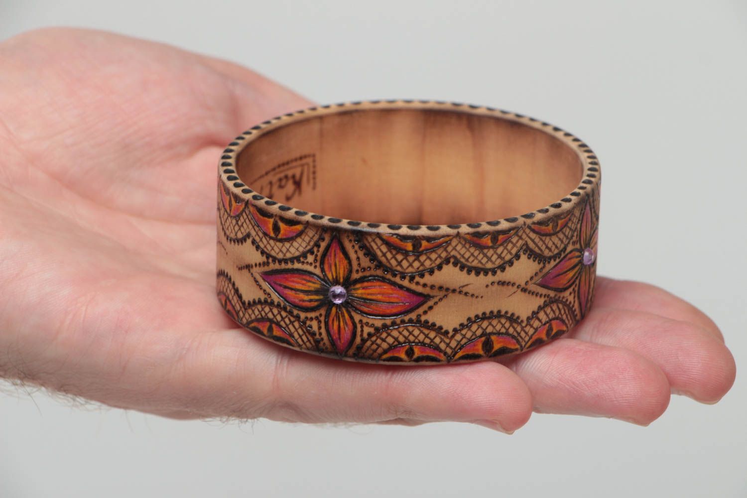 Bracelet en bois femme Bijou fait main peint à motifs Cadeau pour femme photo 6