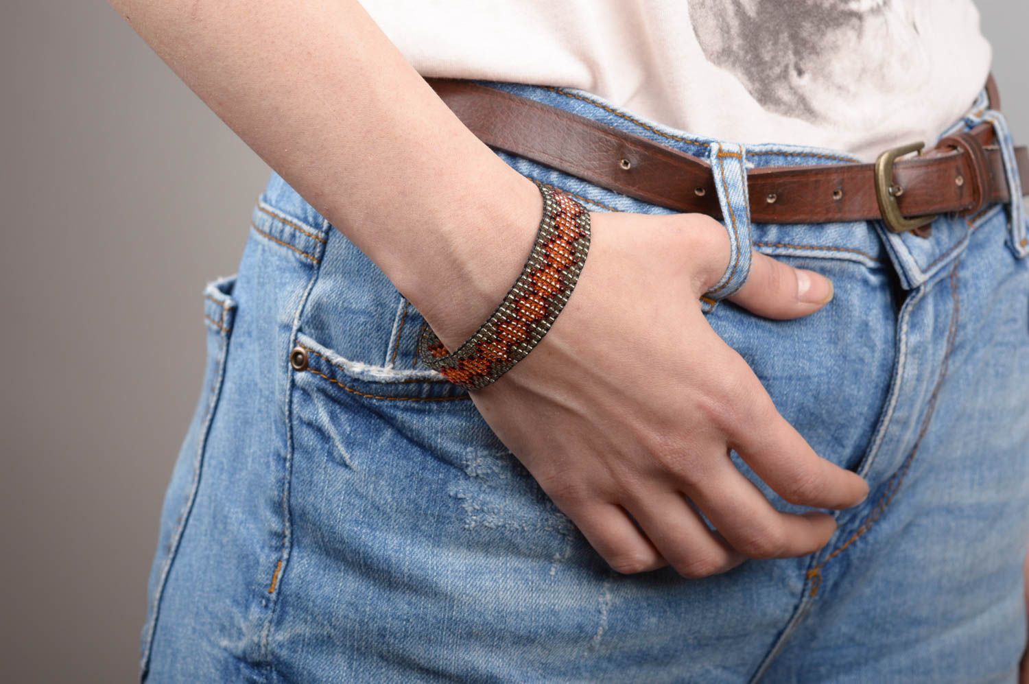 Handmade Rocailles Schmuck breites Armband Frauen Accessoire Zickzack  foto 5