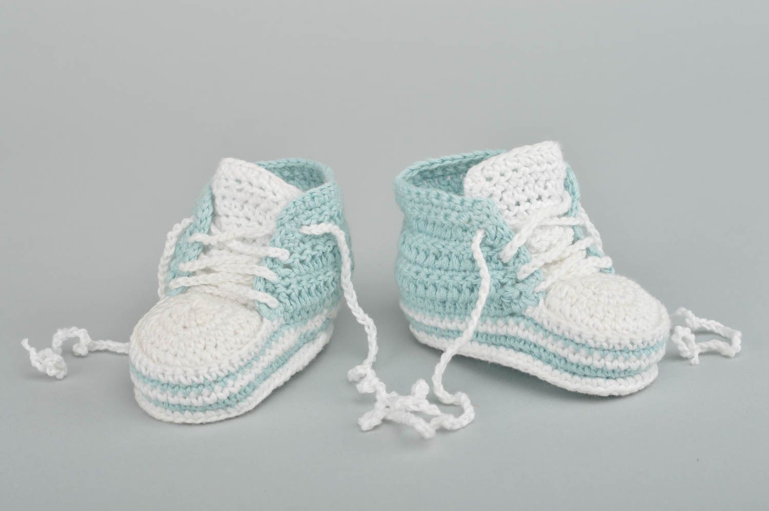 Gehäkelte Babyschuhe handgefertigte Schuhe tolles Geschenk für Kleinkinder foto 2