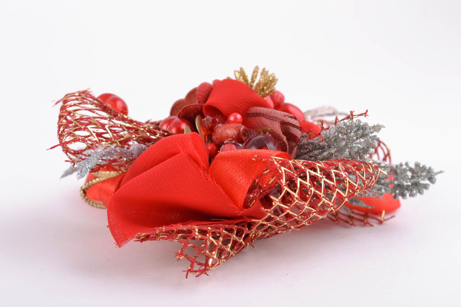 Schöne Deko Blumen aus Stoff in roter Farbe für echte Miodedamen handgefertigt foto 4