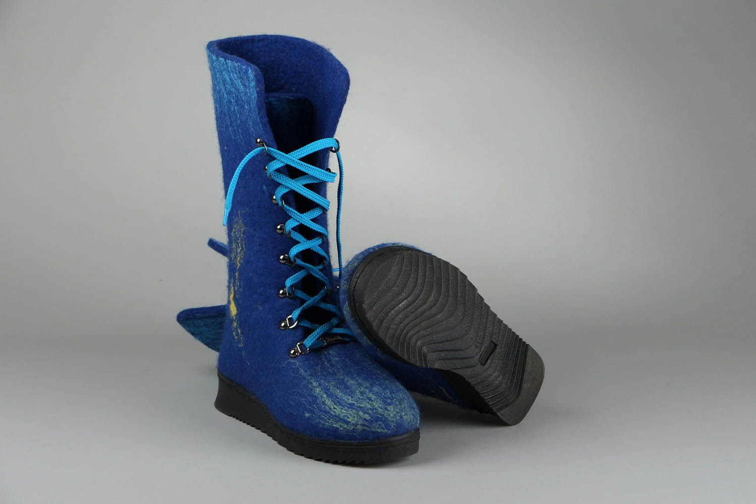 Blue felted boots photo 4