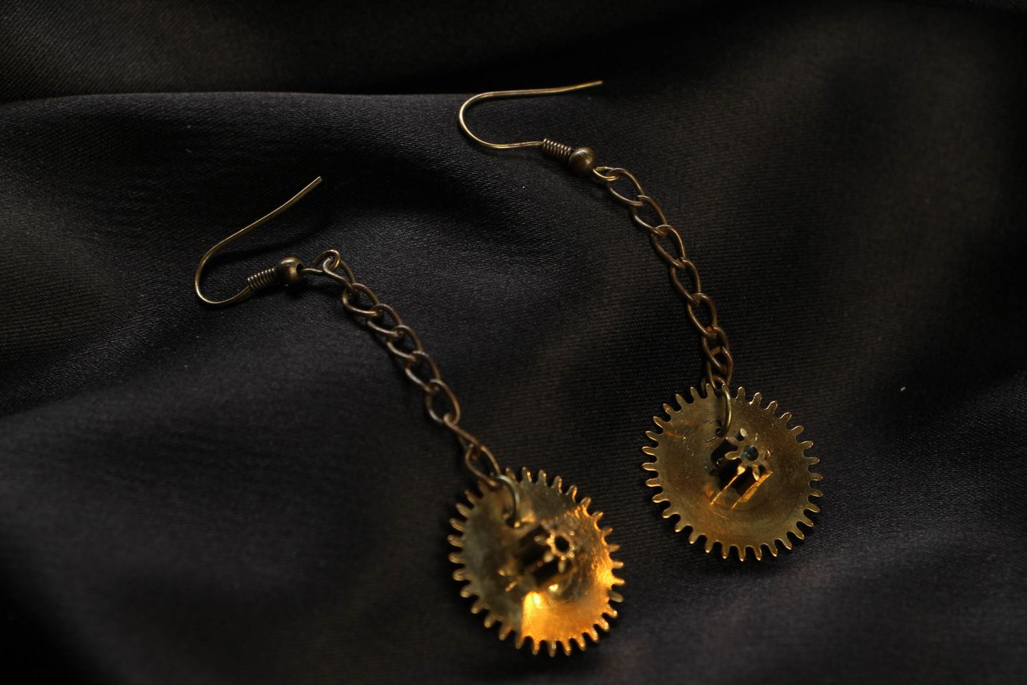 Long metal earrings in steampunk style photo 1