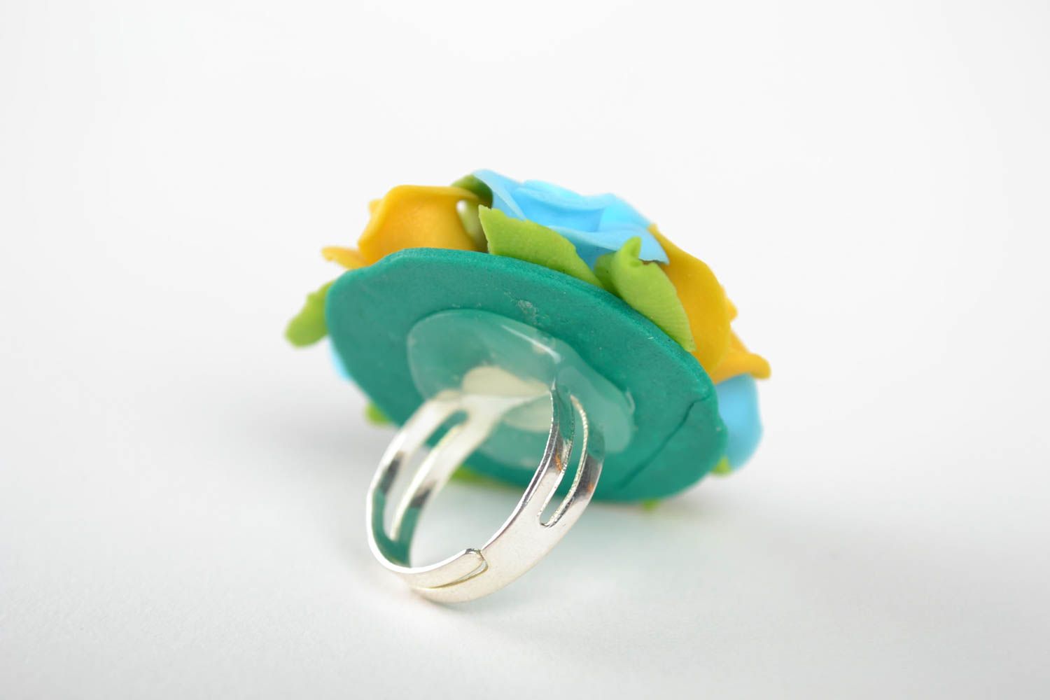 Кольцо из полимерной глины с цветами ручной работы стильное для девушки подарок фото 3