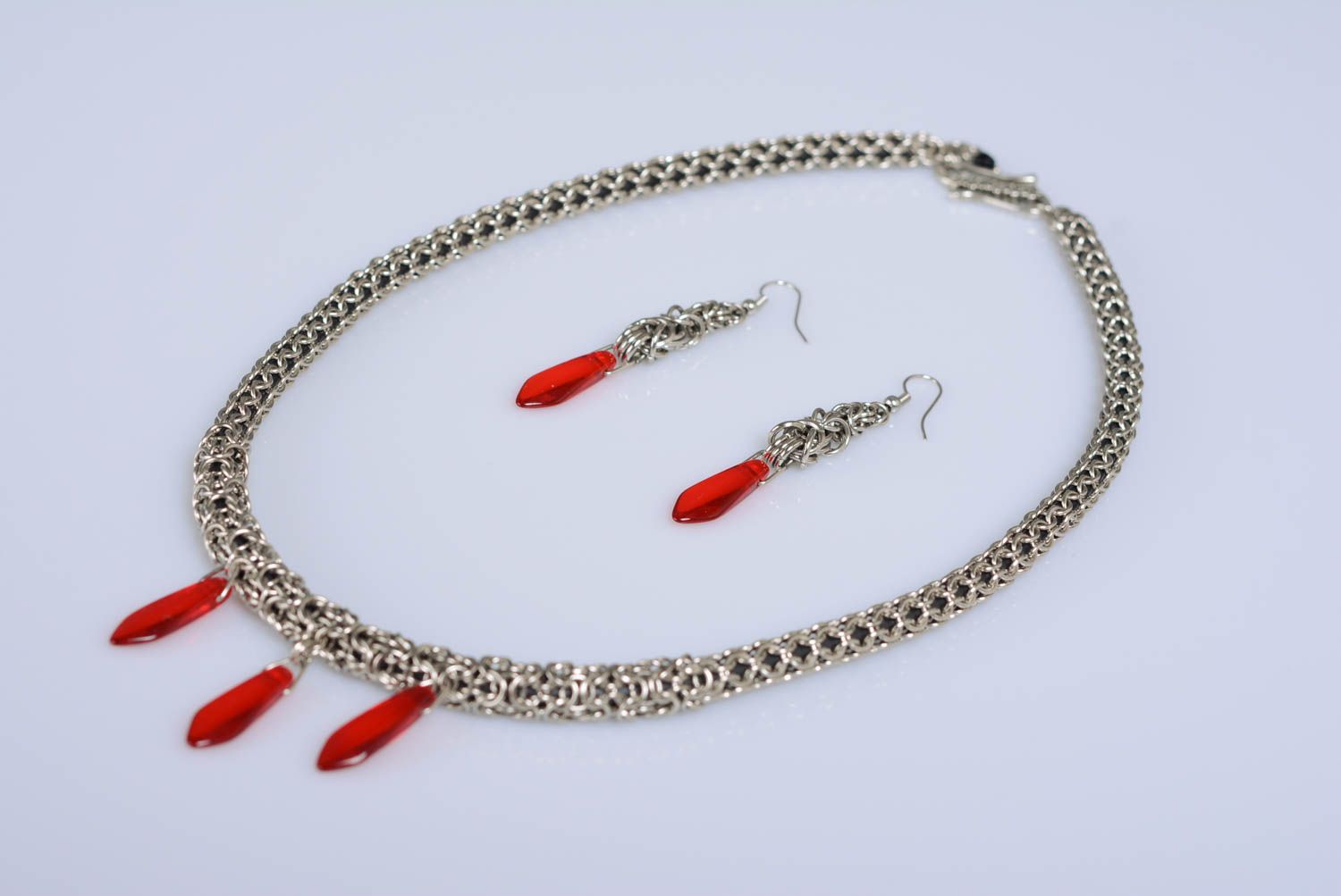 Schmuck Set Collier und Ohrringe aus Metall mit Glasperlen Kettenflechten  foto 1