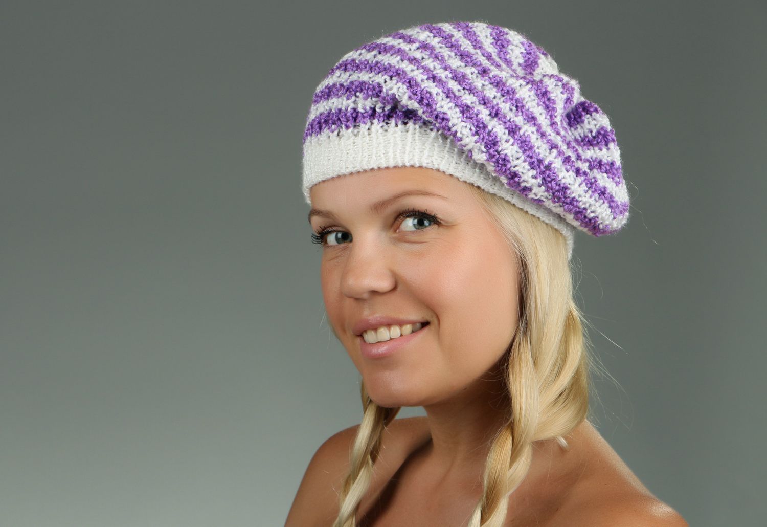 Gorro de malha feminino foto 2