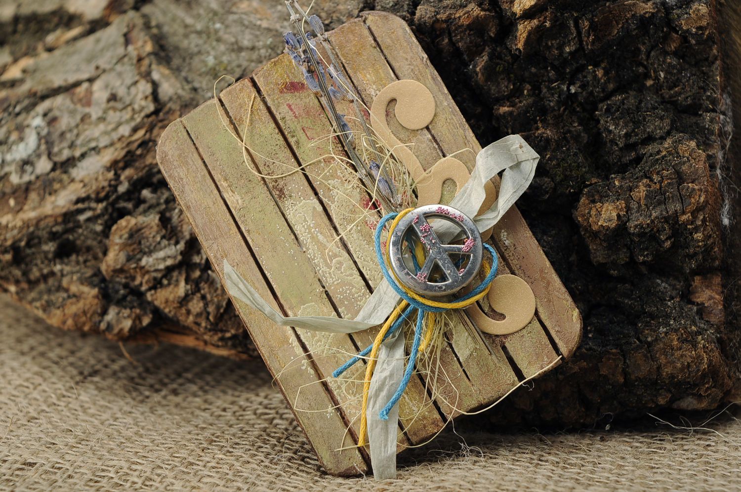 Decorative wooden clothespin World photo 1