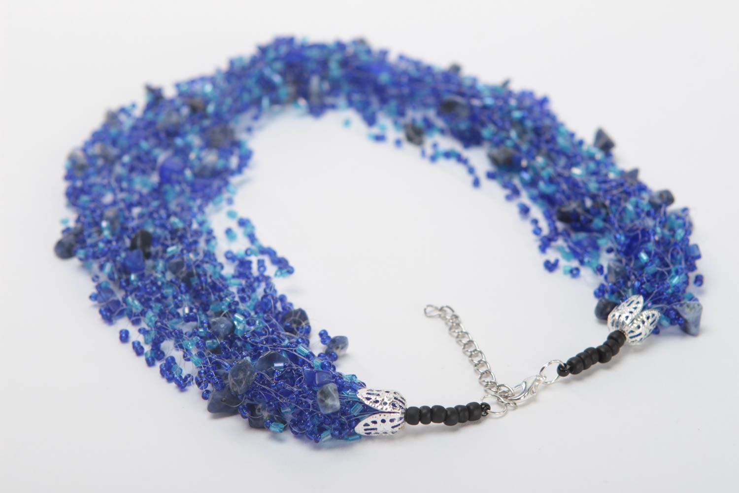 Collier perles rocaille fait main Bijou fantaisie bleu design Accessoire femme photo 4