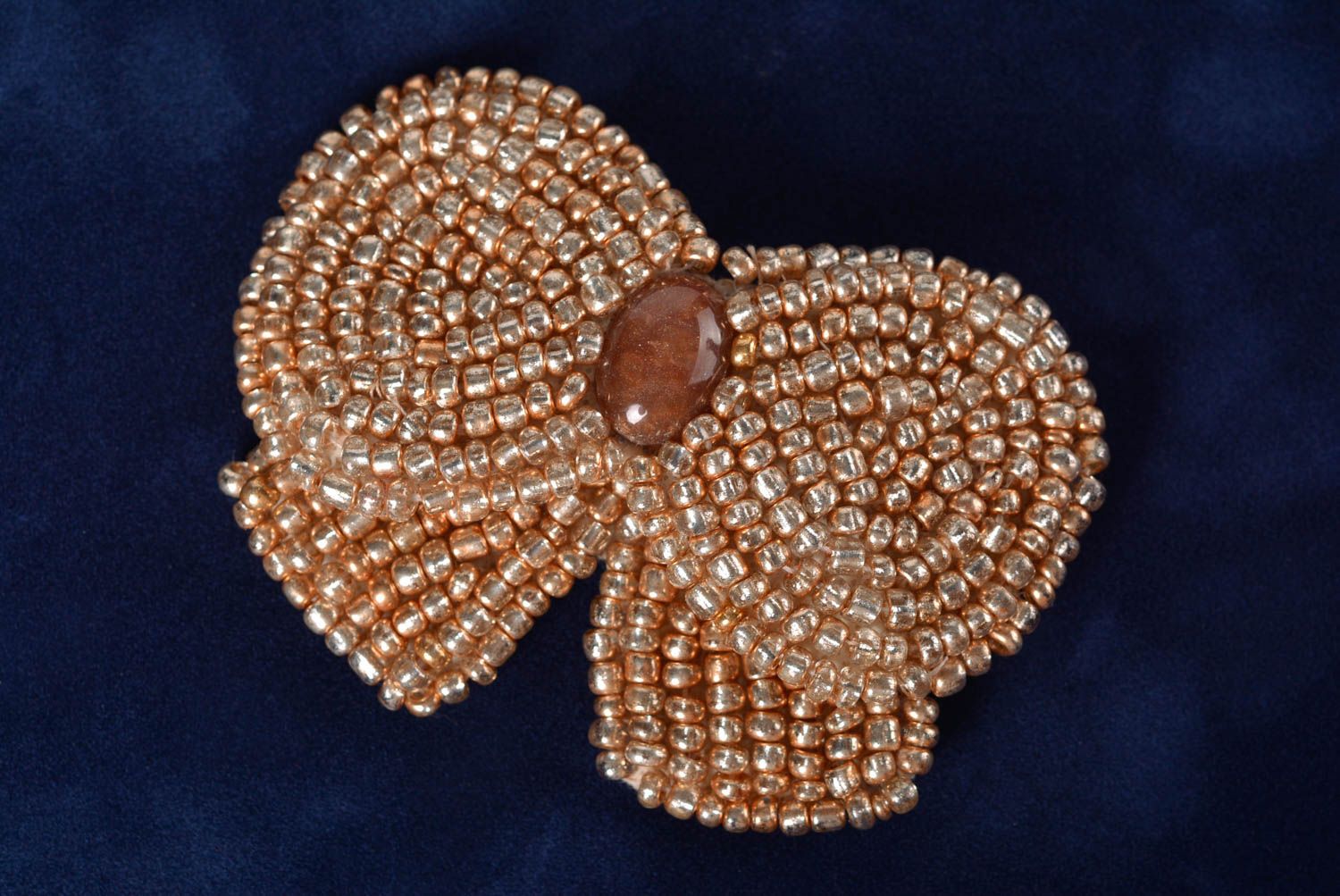 Broche noeud Bijou perles de rocaille fait main Accessoire femme brun clair photo 1