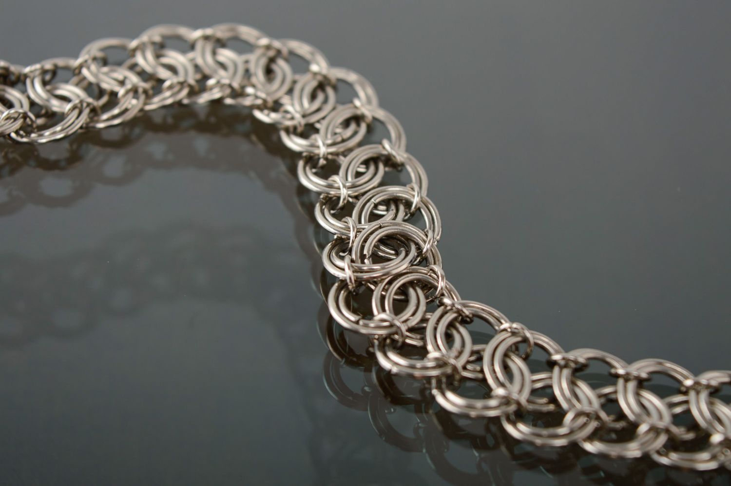 Women's jewelry alloy chainmail bracelet photo 3