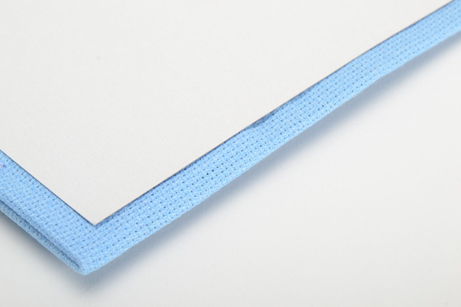 Handgemachtes kleines Wand Bild mit Kreuzstich mit einem Mädchen für Dekor  foto 4