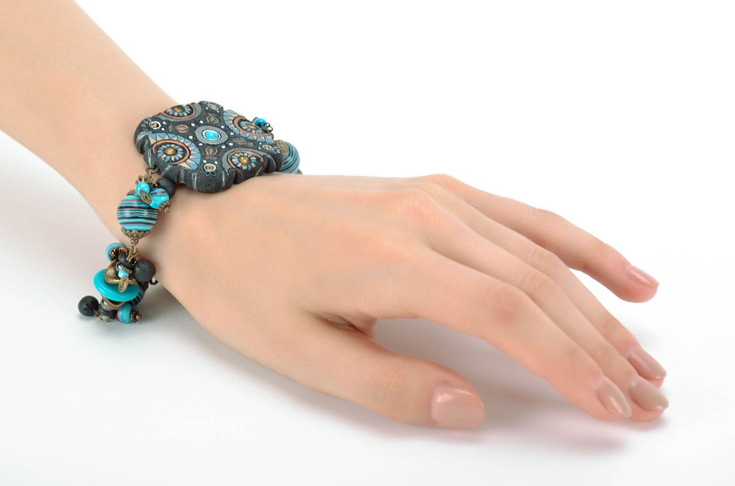 Bracelet fait main en céramique noire enfumée bleue avec turquoise photo 5