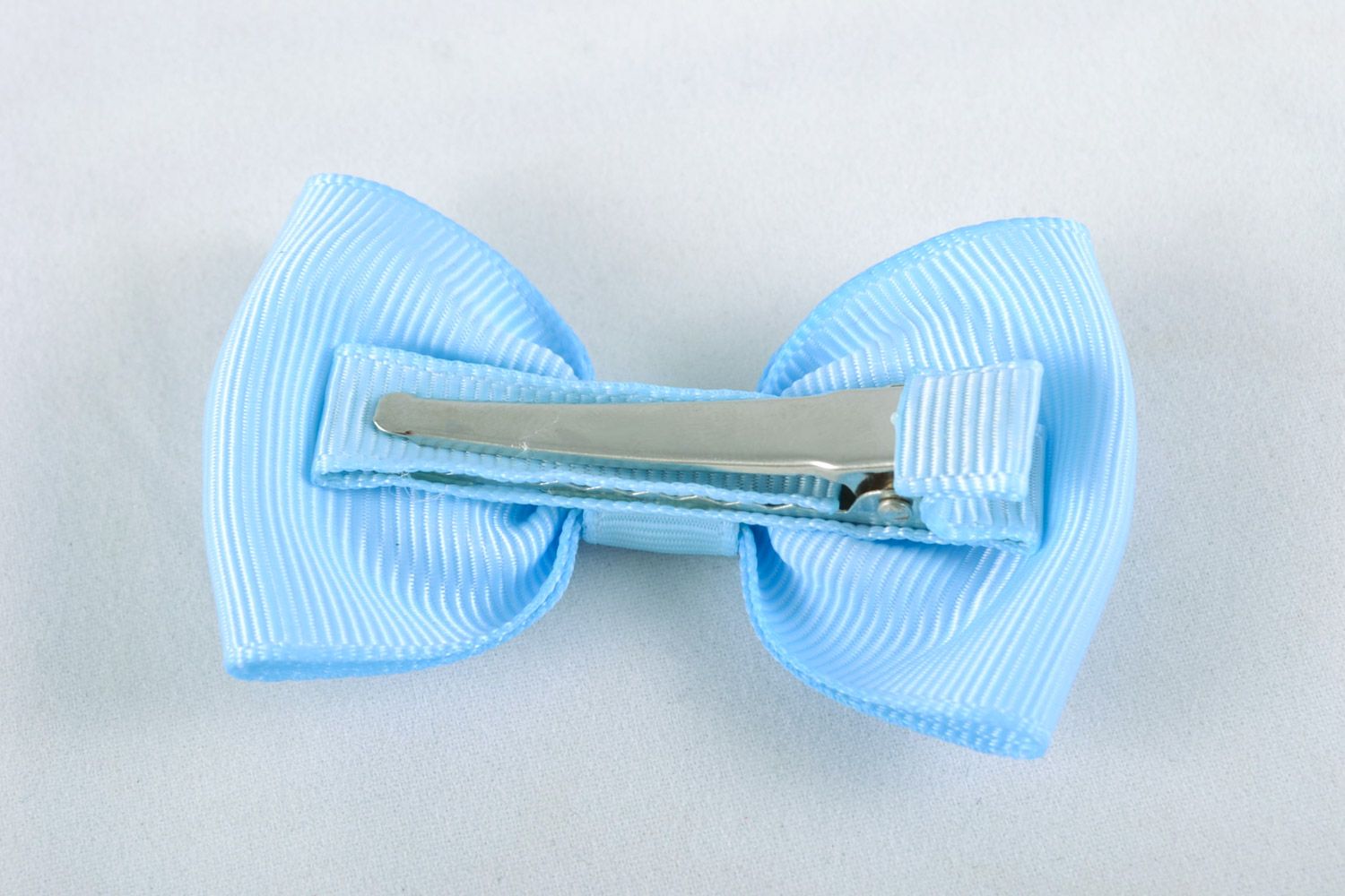 Beautiful handmade blue ribbon bow hair clip for children photo 4