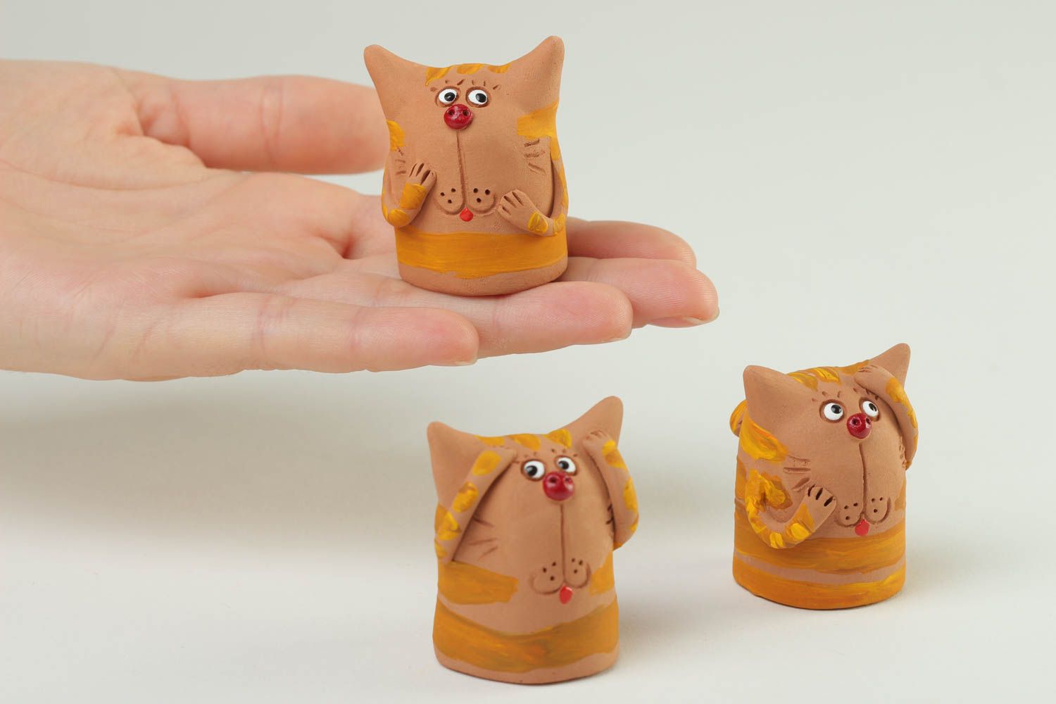 Handmade Figuren aus Keramik Katzen Deco Figuren aus Ton Deko Figuren 3 Stück foto 5