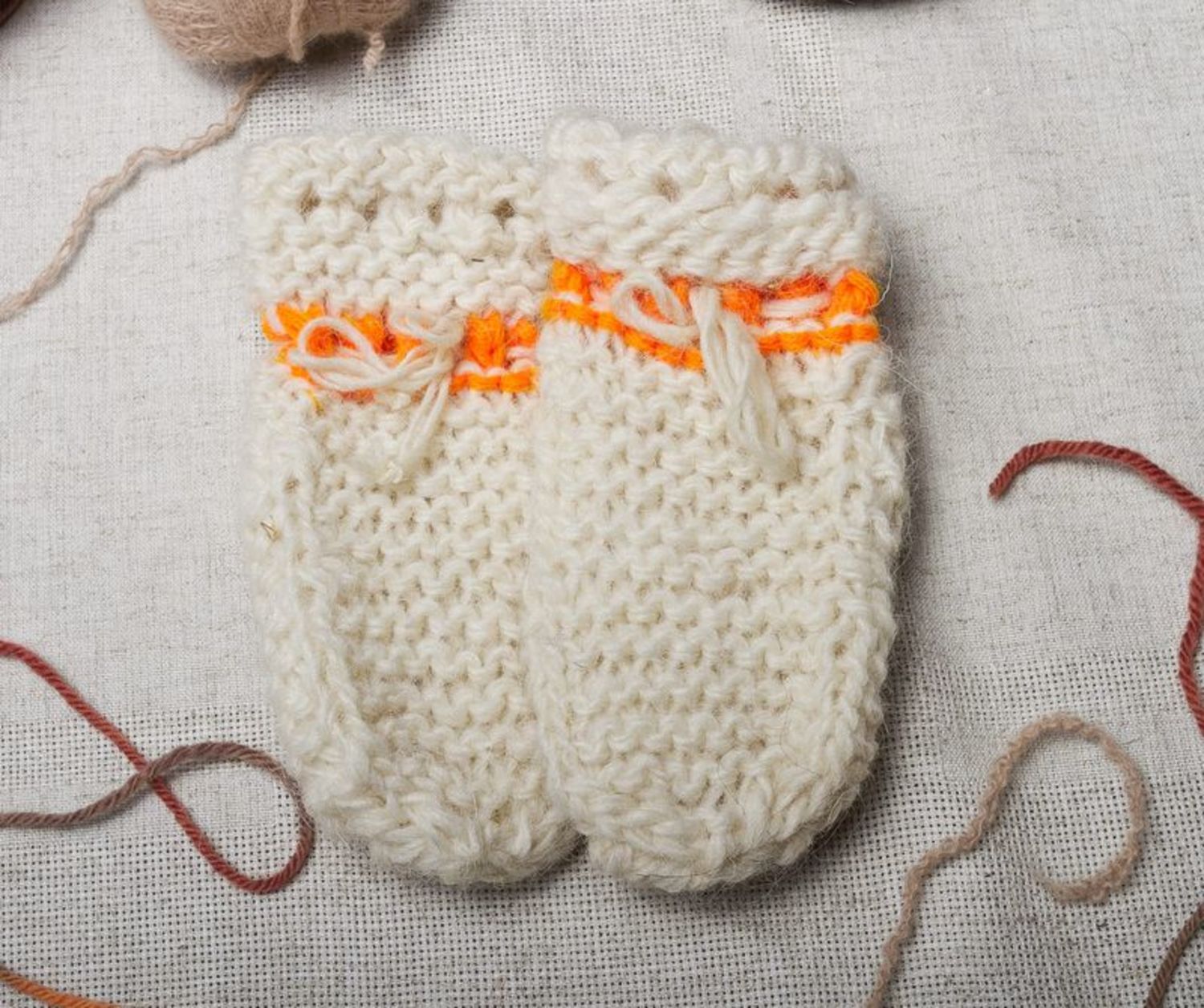 Chaussons tricotés de bébé photo 1