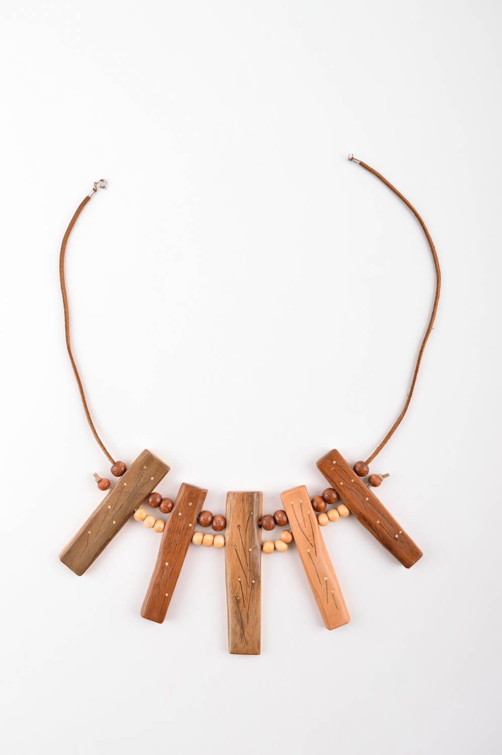 Collana di legno fatta a mano girocollo originale etnico accessorio da donna foto 5