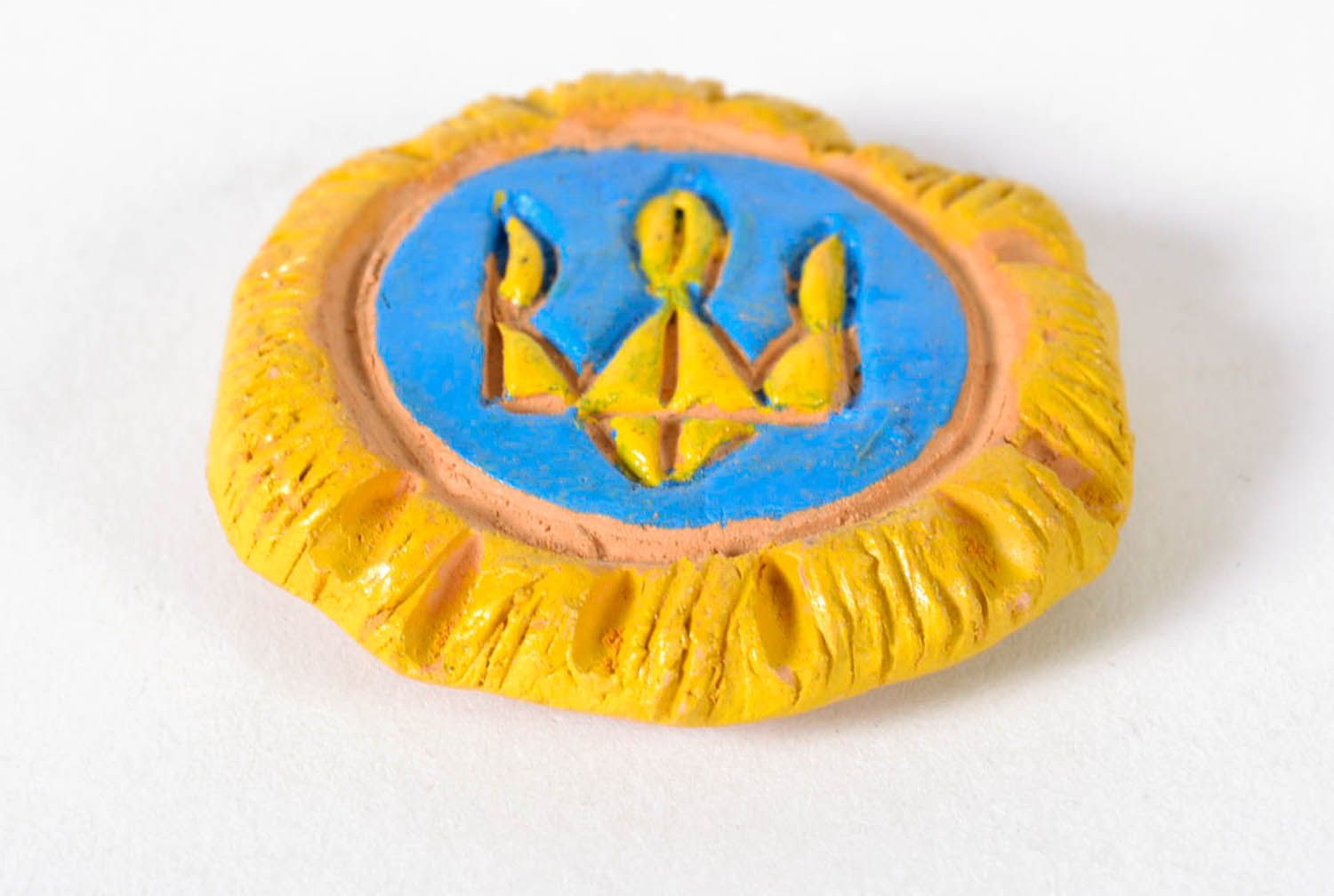 Imã de cerâmica decorativo para frigorífico magnete artesanal de argila com simbolismo da Ucrânia  foto 4