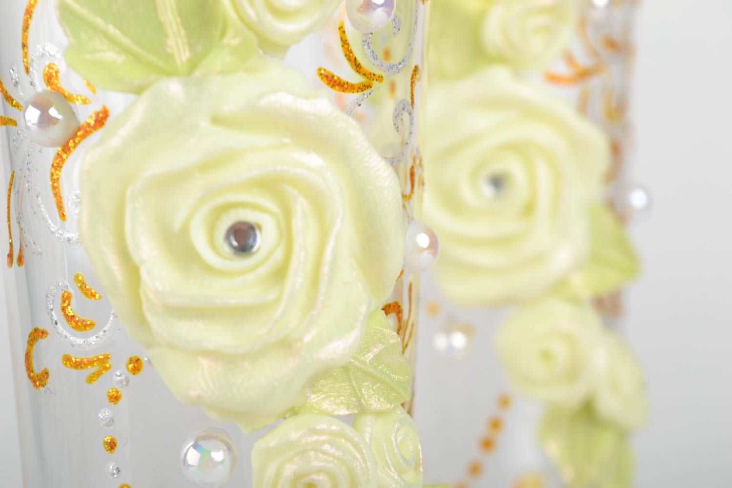 Красивые свадебные бокалы с бантиком и цветами набор 2 шт 170 мл ручной работы фото 2