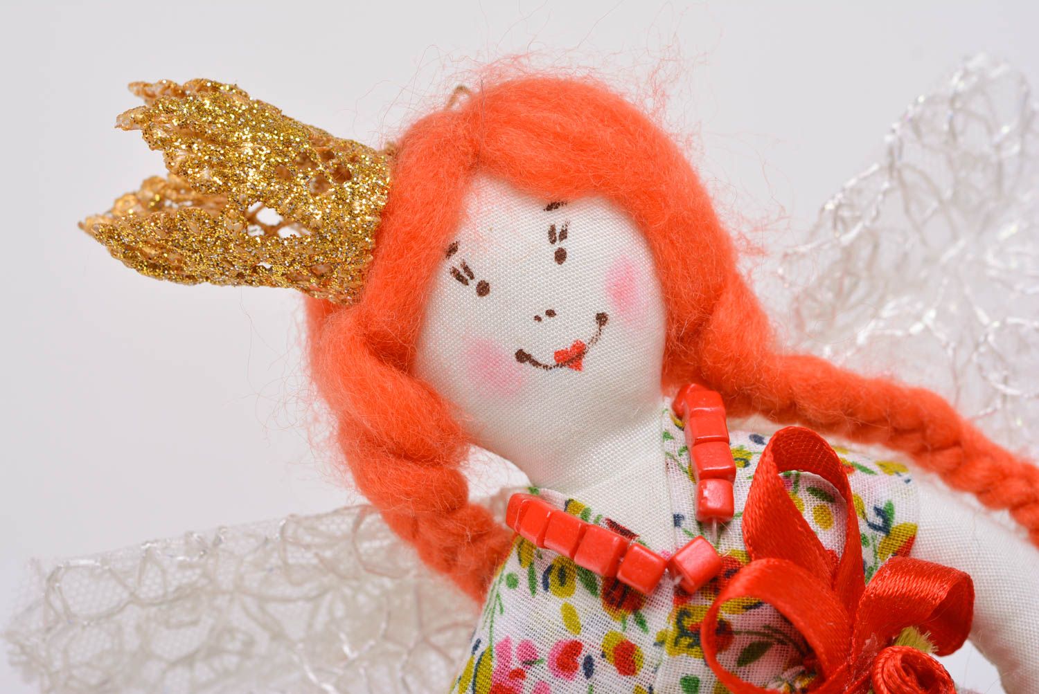 Poupée en tissu de coton faite main originale princesse ange aux cheveux roux photo 2