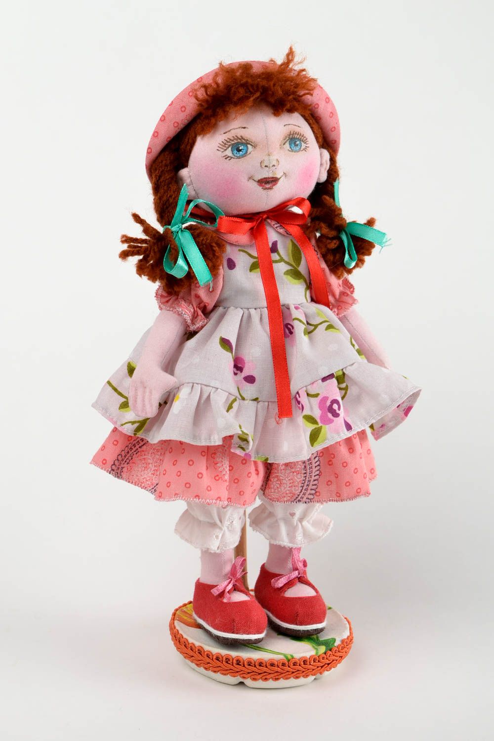 Кукла ручной работы нарядная кукла из ткани маленькая мягкая кукла для девочки фото 3