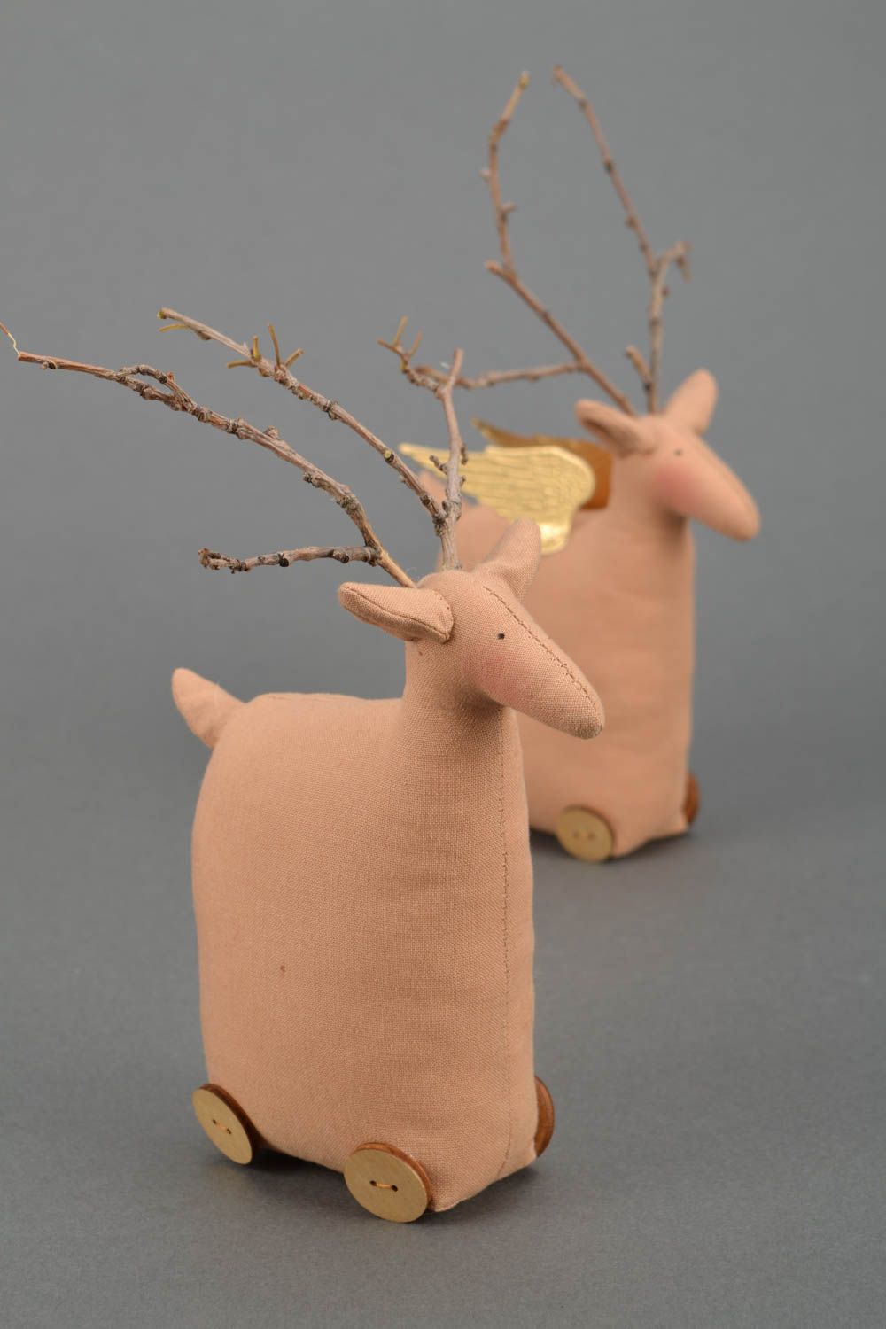 Cervo carino fatto a mano pupazzo di peluche giocattolo simpatico da bambini
 foto 1
