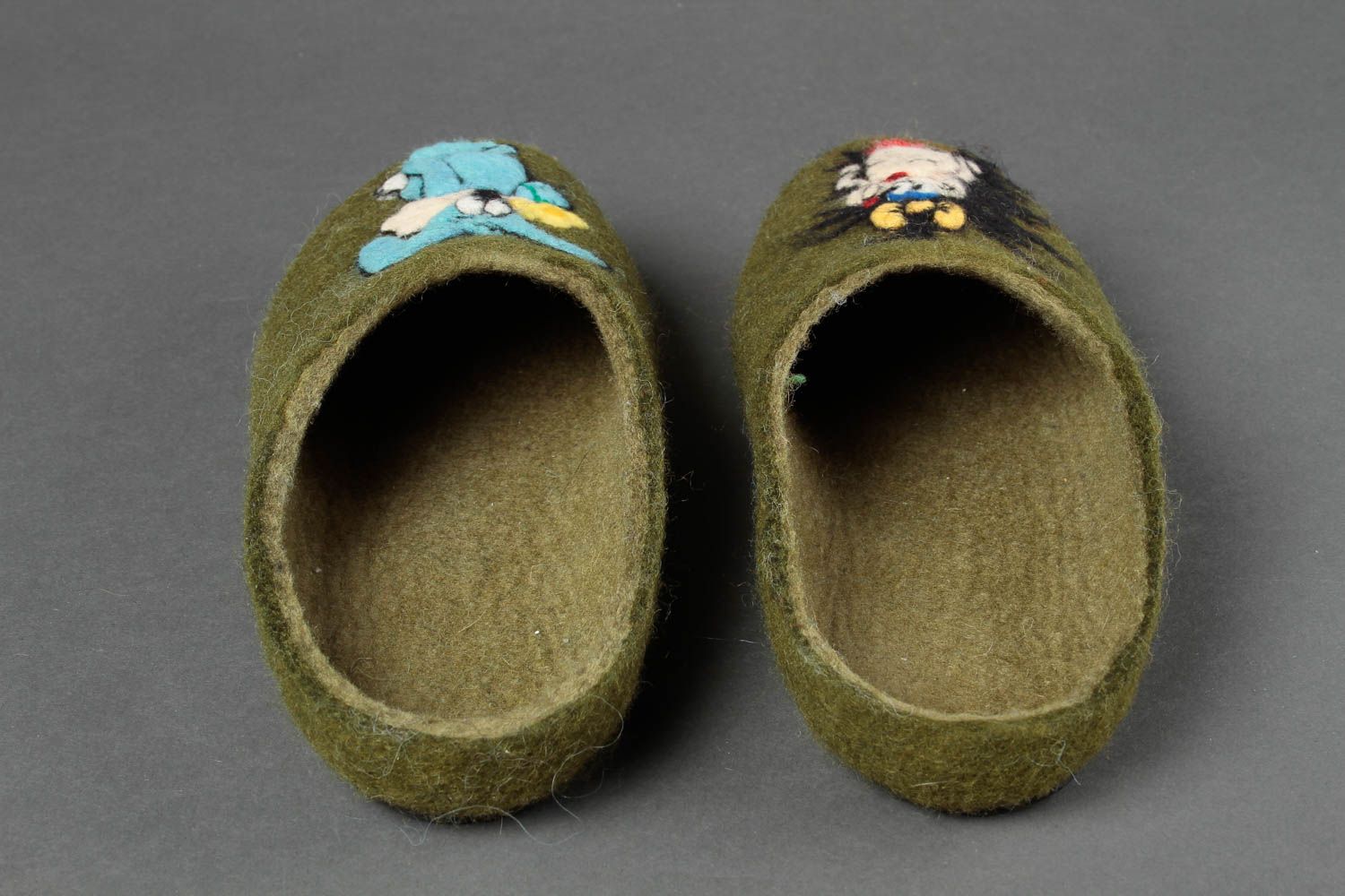 Handmade felted slippers home woolen slippers with animals stylish present photo 5
