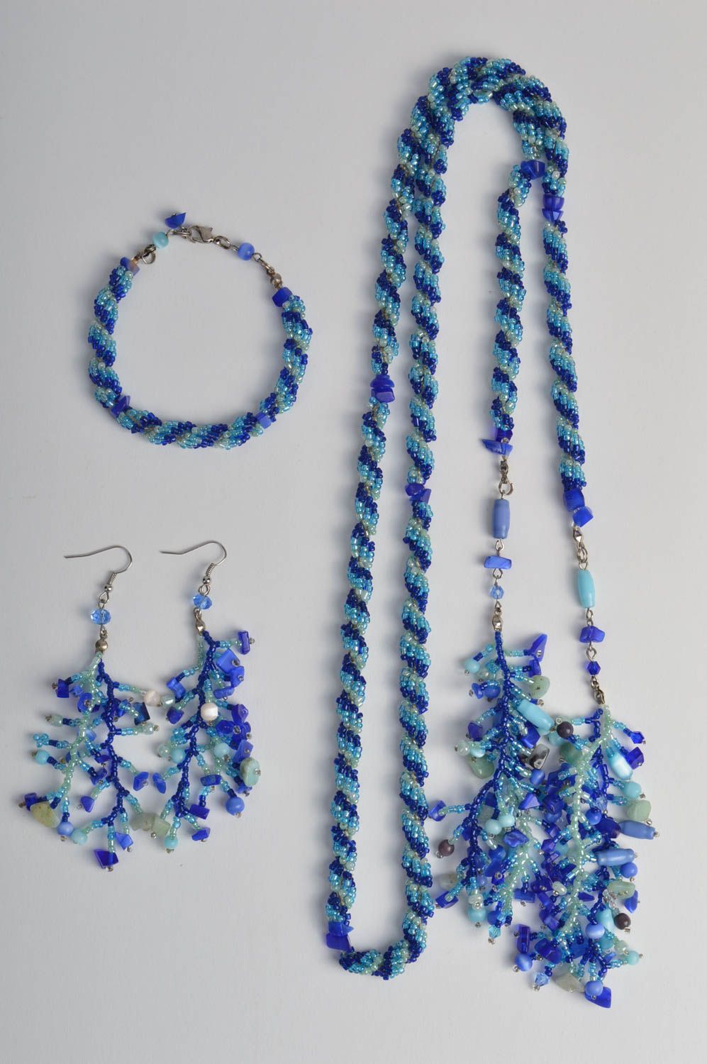 Seed beaded handmade accessories designer jewelry set of lariat and earrings photo 1