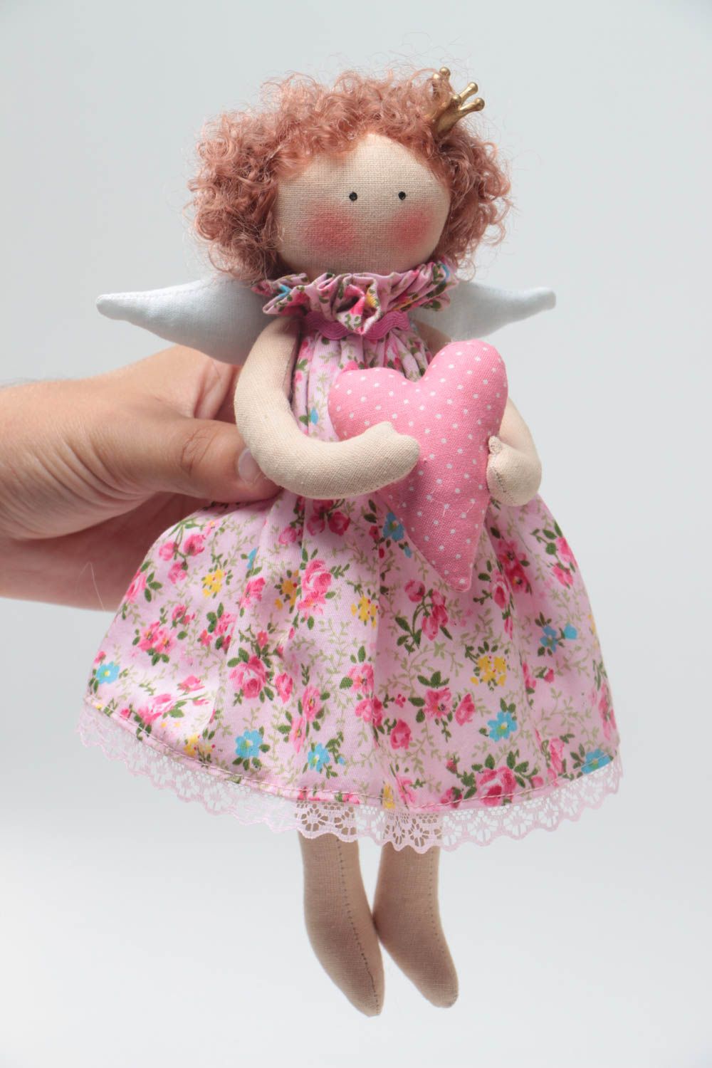 Poupée en tissu faite main ange avec coeur décorative de collection pour enfant photo 5