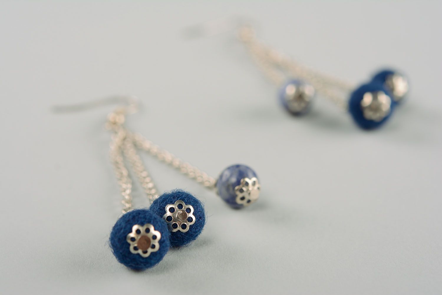 Long earrings with sodalite photo 3