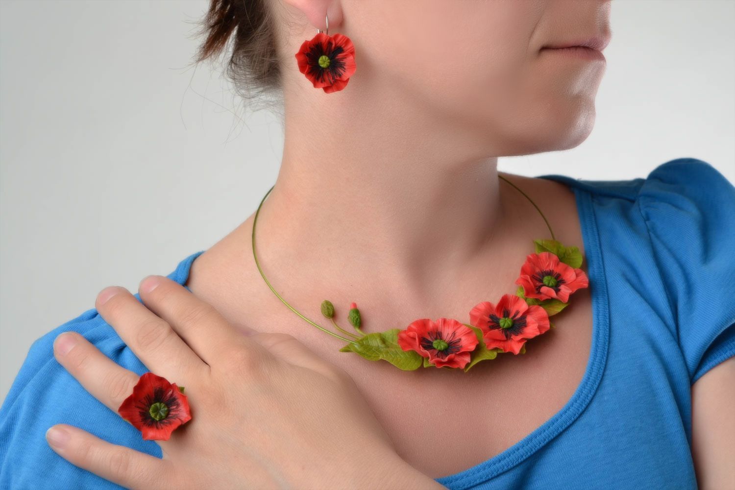 Set of handmade cold porcelain earrings necklace and ring with red poppies photo 1