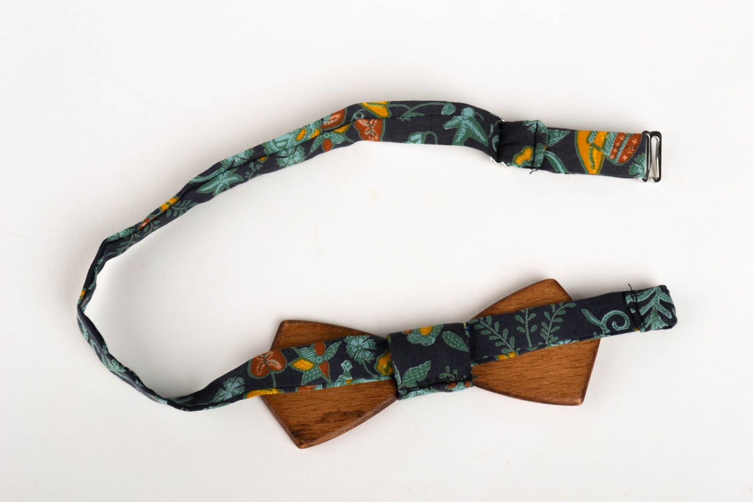 Corbata de lazo de madera de haya artesanal pajarita moderna accesorio unisex foto 2