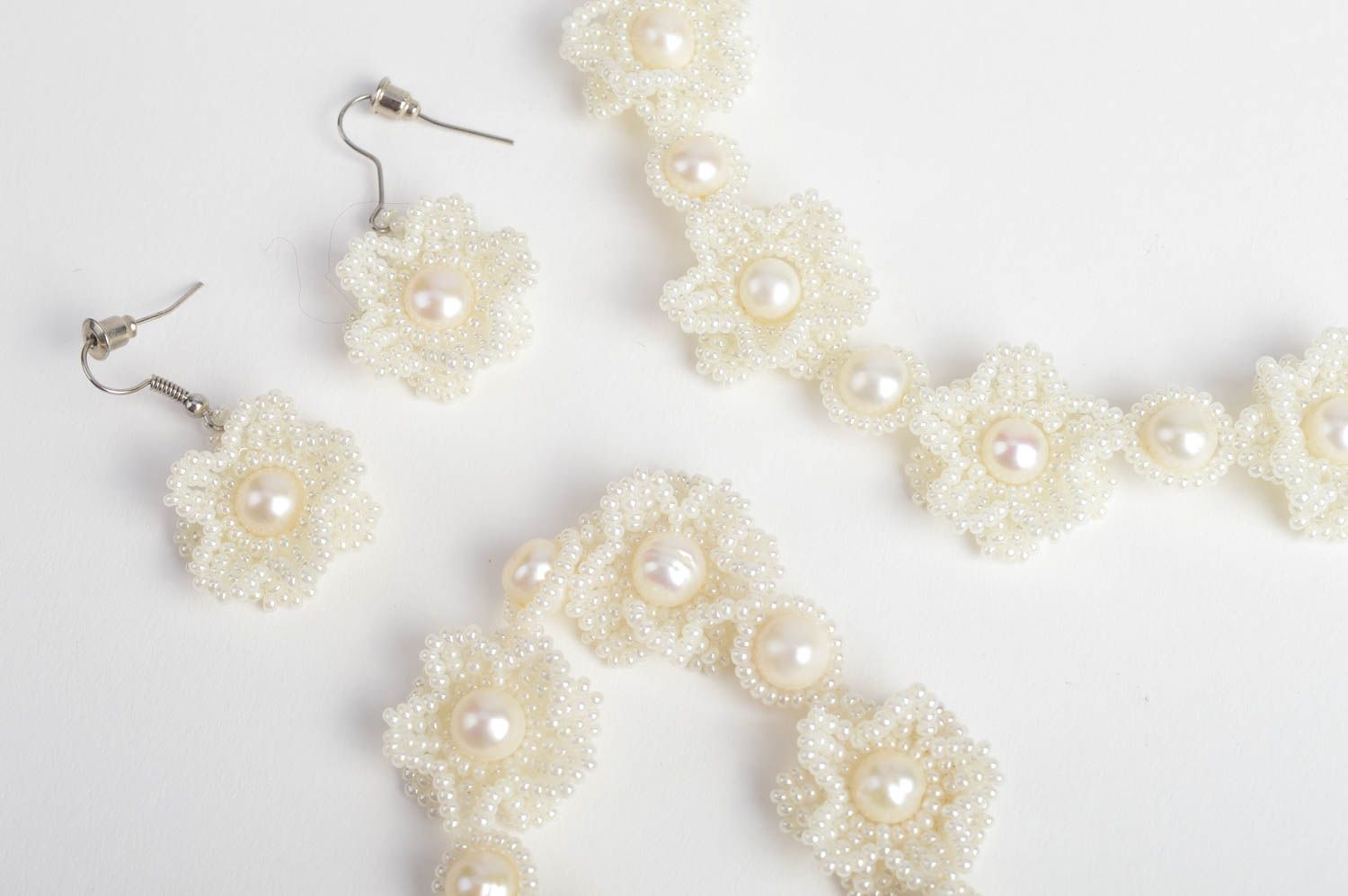 Handmade wedding jewelry set bracelet necklace and earrings designer accessory  photo 3