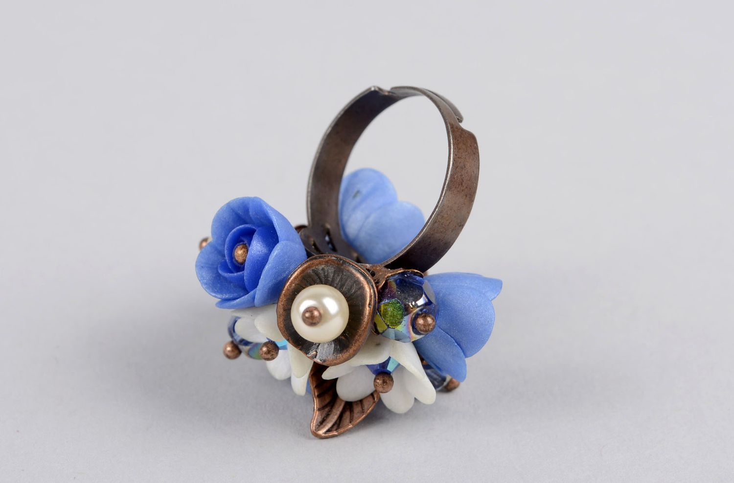 Handmade Accessoire für Frauen Blumen Ring Polymer Schmuck blaue Blumen foto 3