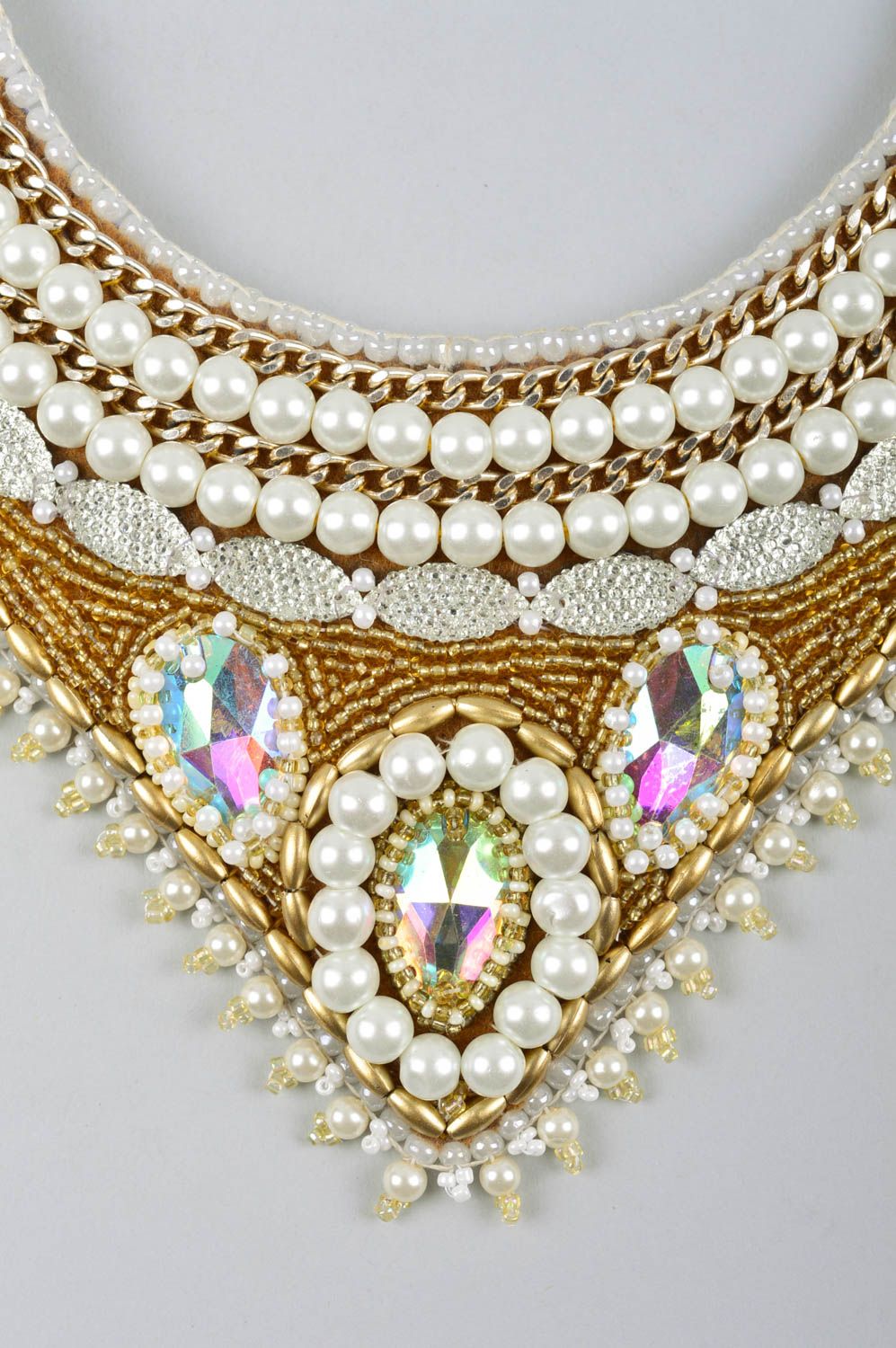 Collier large Bijou fait main couleur d'or perles rocaille Accessoire pour femme photo 3