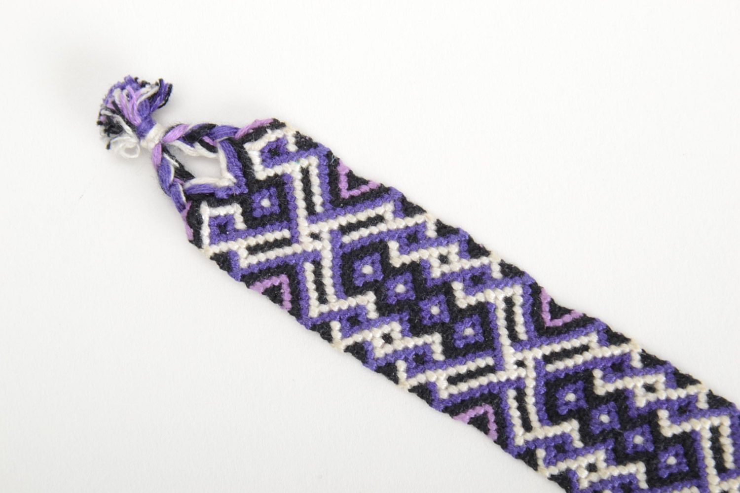 Handmade friendship wrist bracelet woven of threads in ethnic style unisex photo 4