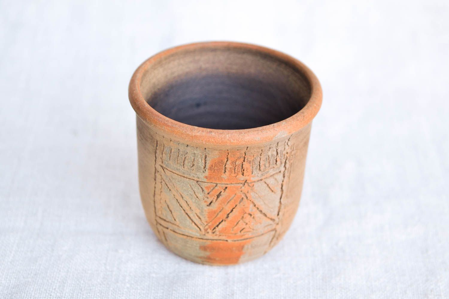 Clay no handle drinking cup of medium size photo 3
