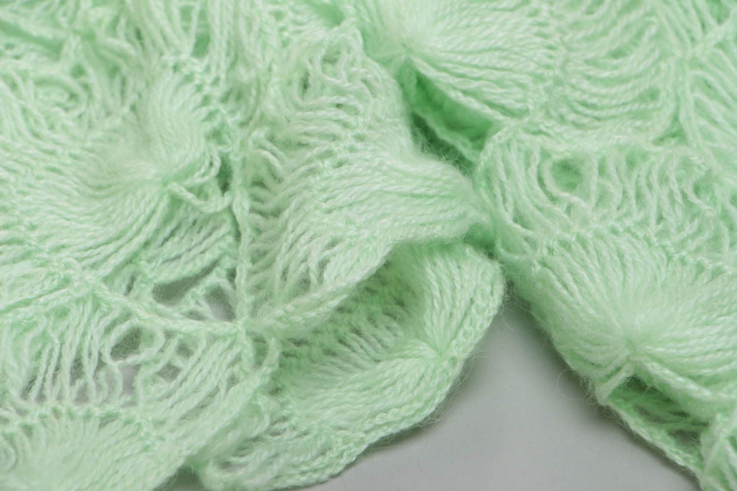 Durchbrochener grüner langer handgemachter Schal für Frauen stilvoll foto 3