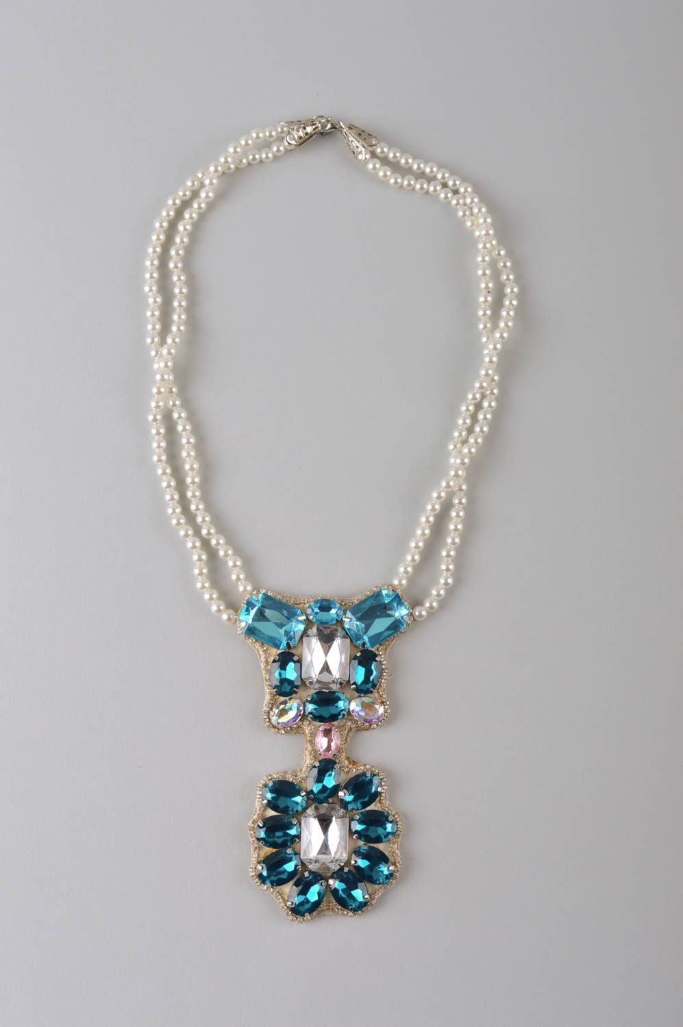 Collier en strass Bijou fait main fausses perles bleu-blanc Cadeau femme photo 2