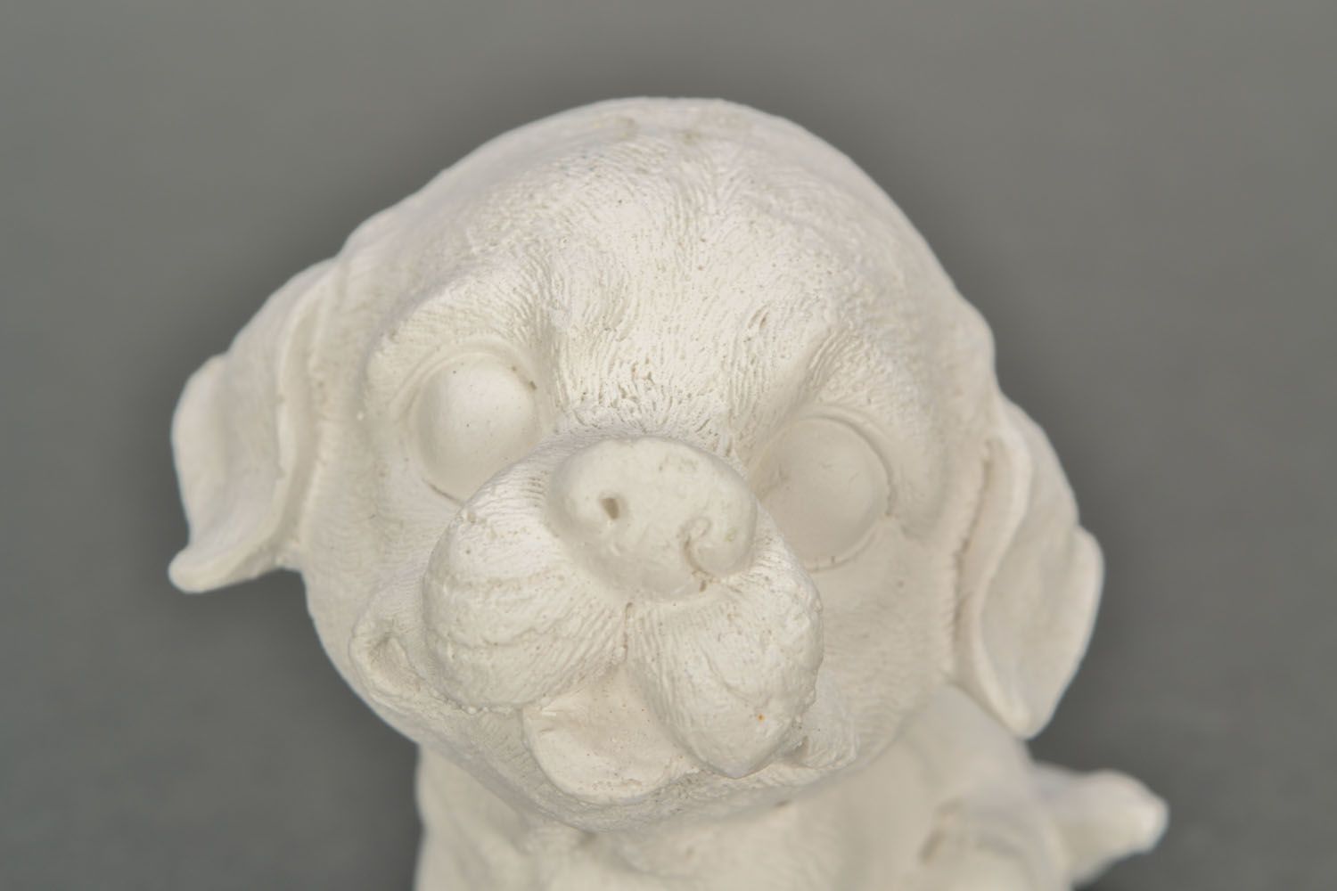 Estatueta em branco de gesso para pintar  em forma do cachorro  foto 4