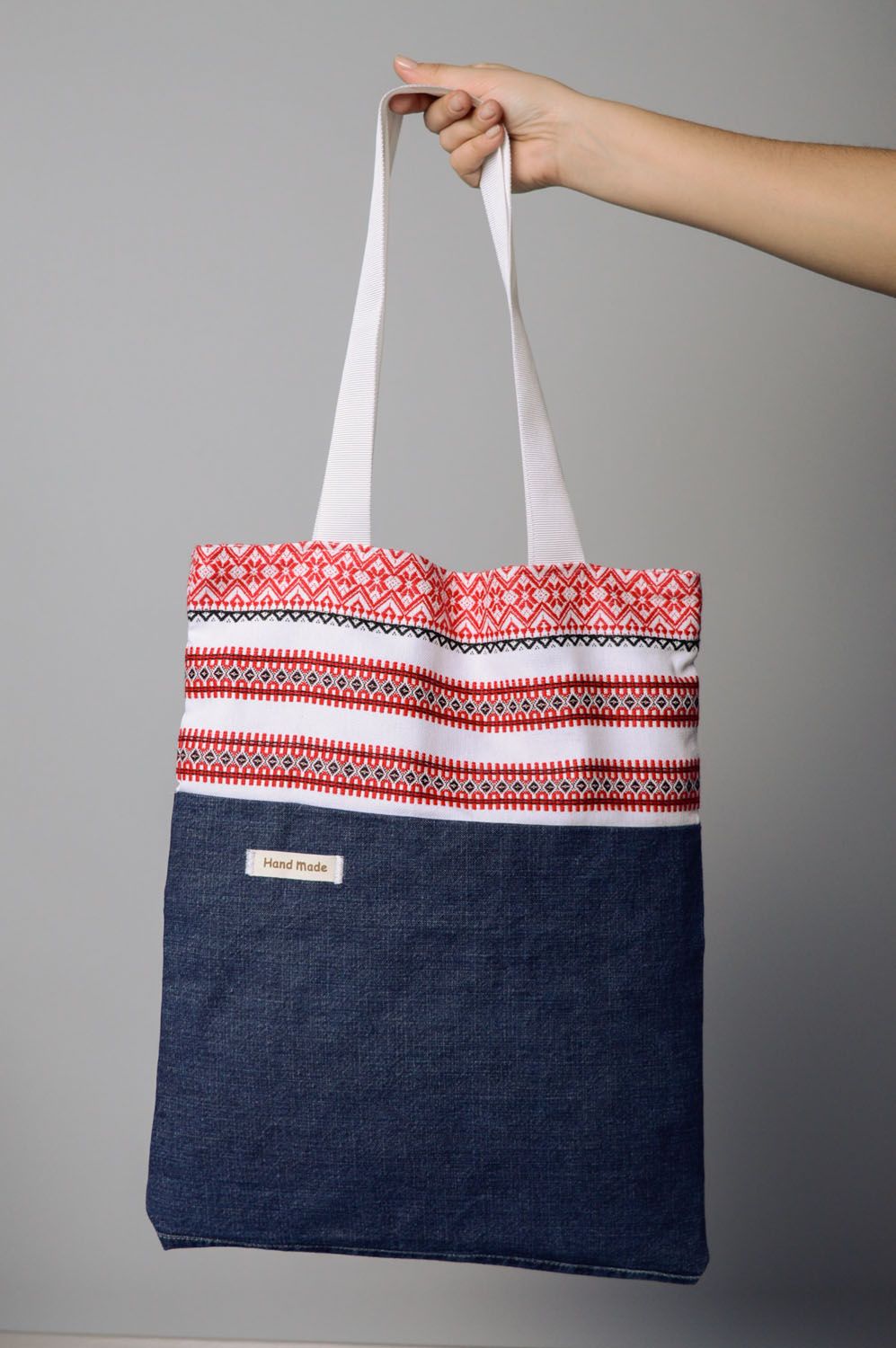 Fabric bag in ethnic style photo 3
