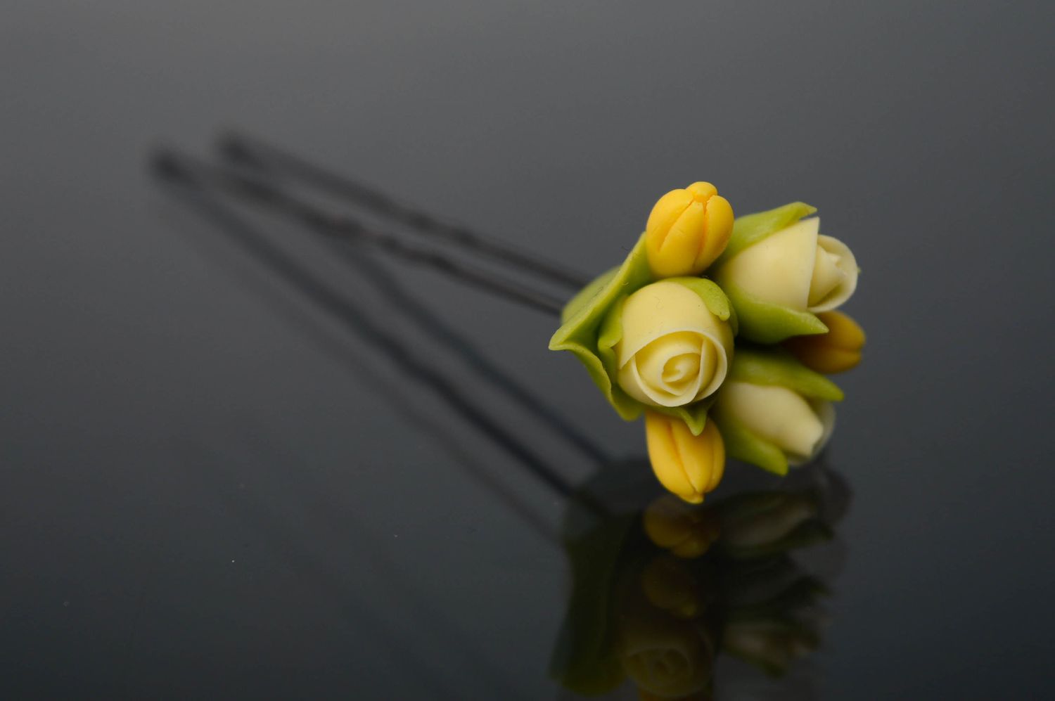 Cold porcelain hair pin Yellow Roses photo 1