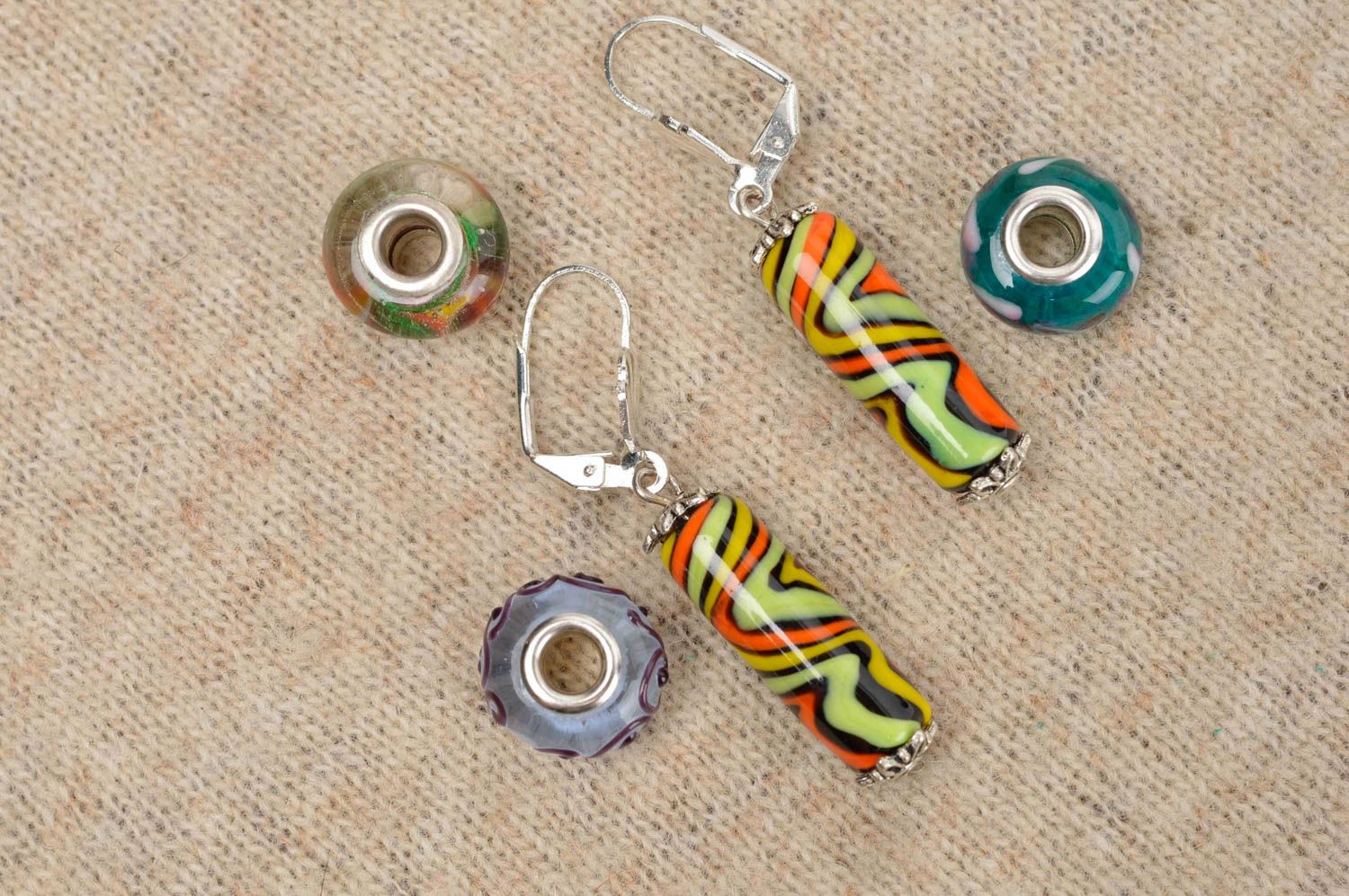 Handmade Accessoire für Frauen Damen Schmuck Glas Ohrringe bunte lange Häcker foto 1
