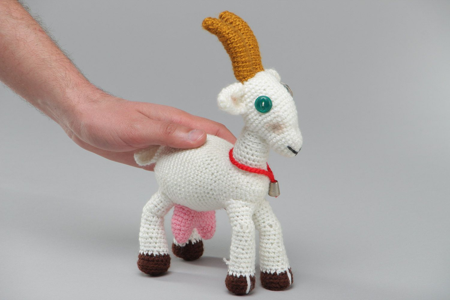 Petite peluche tricotée en acrylique blanche faite main chèvre pour enfant  photo 5